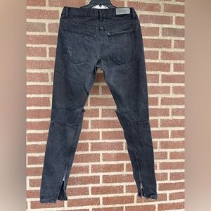 Lost My Head Ankle Zip Jeans